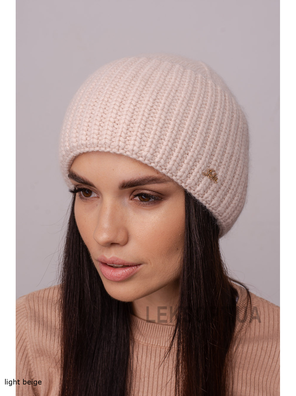 Women's hat with a lapel Zhasmin