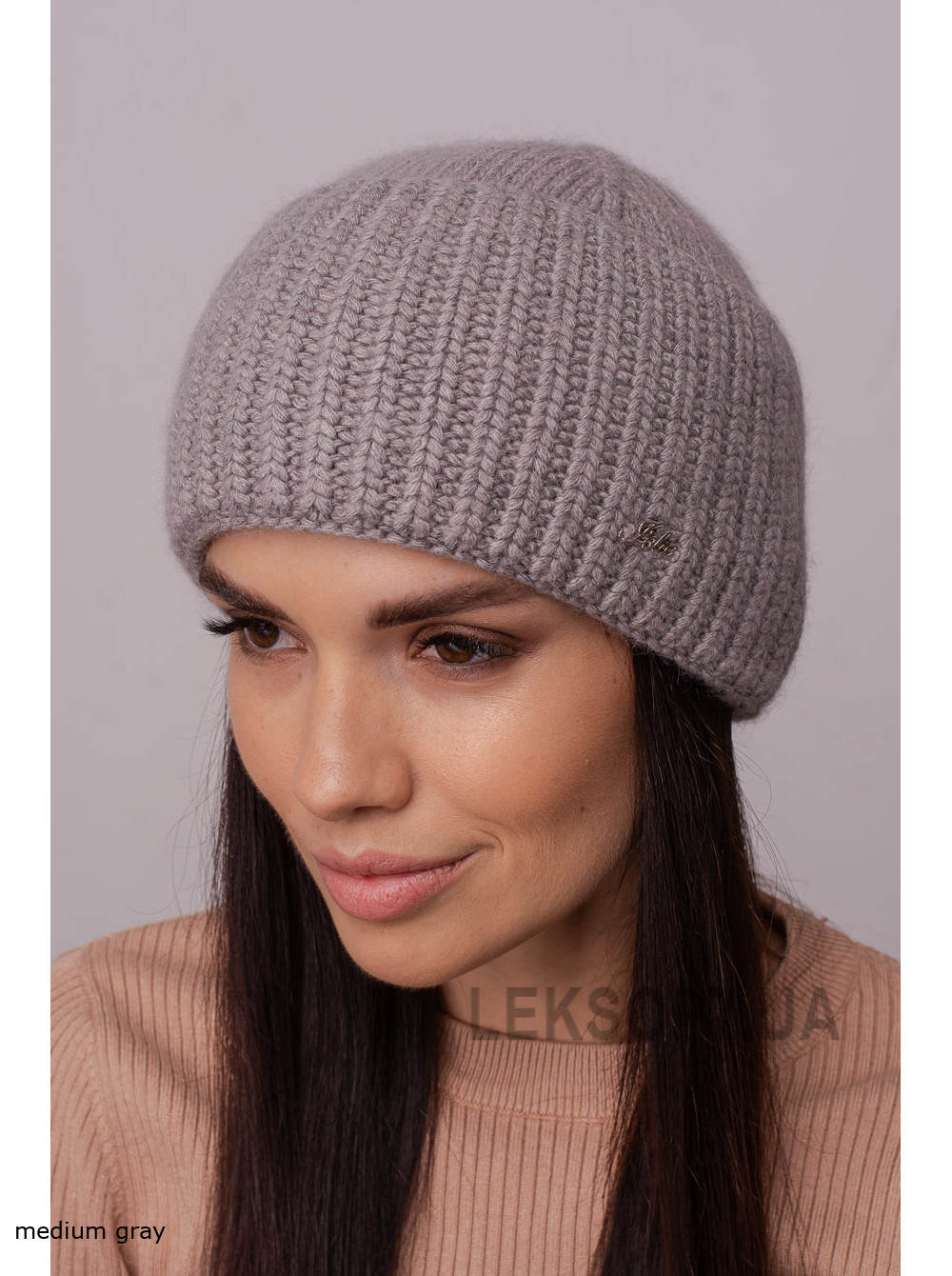 Women's hat with a lapel Zhasmin