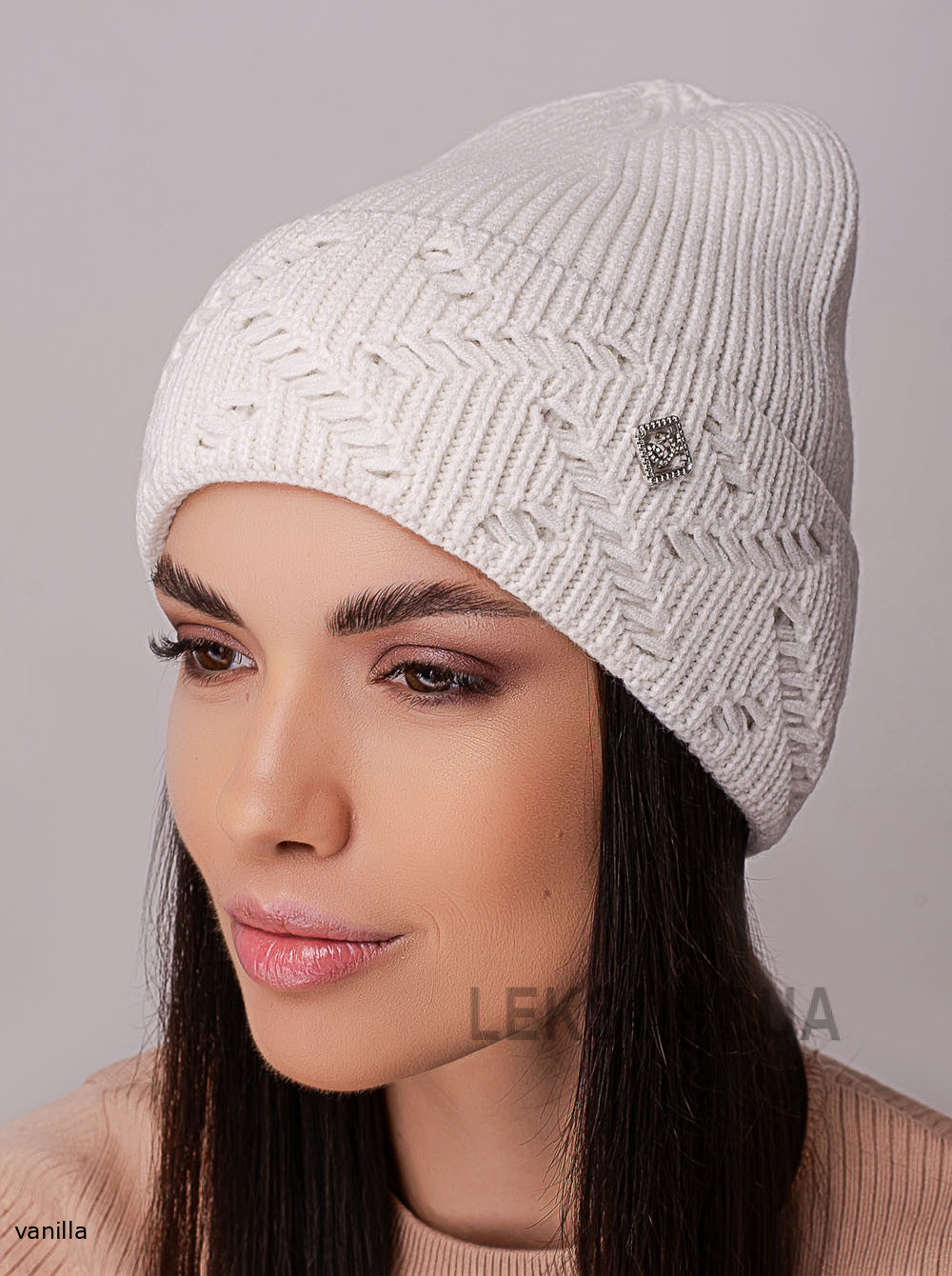 Women's cap with a turn-up Kapri