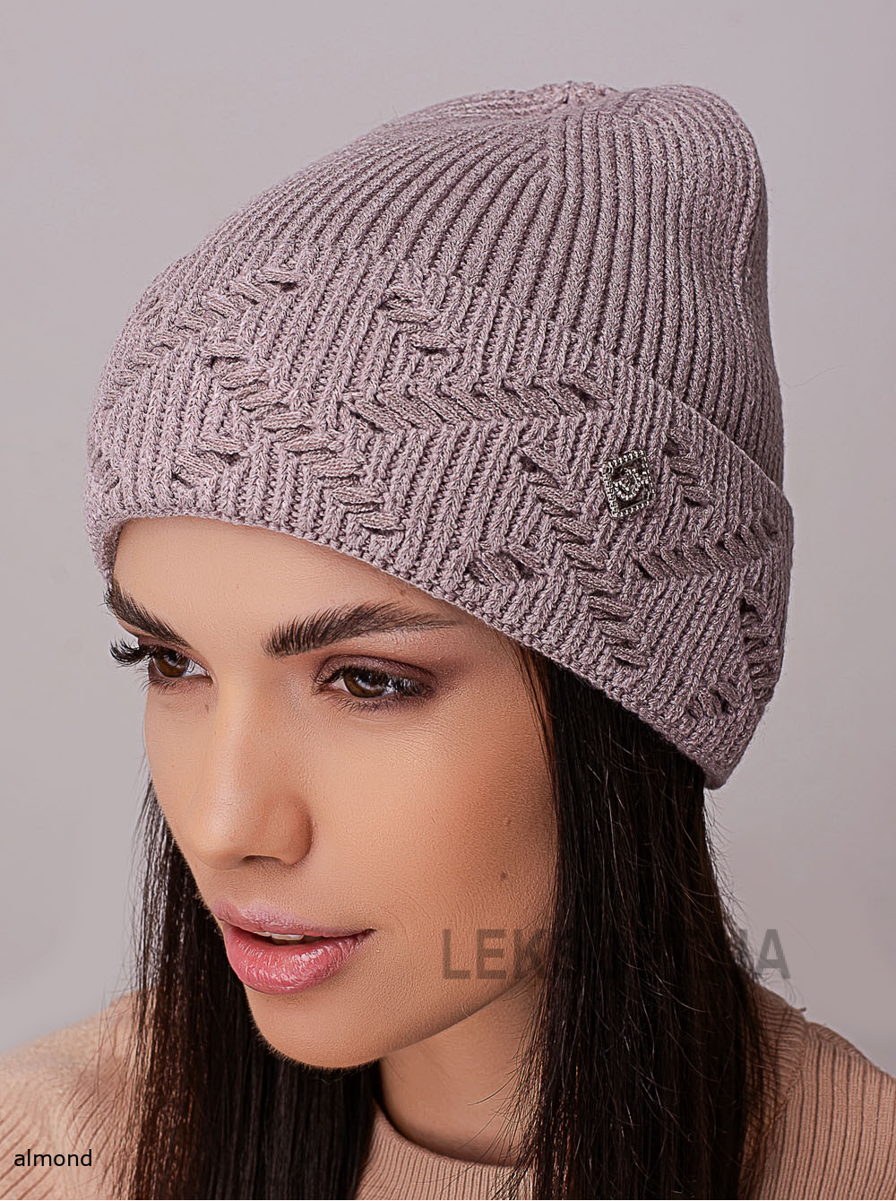 Women's cap with a turn-up Kapri
