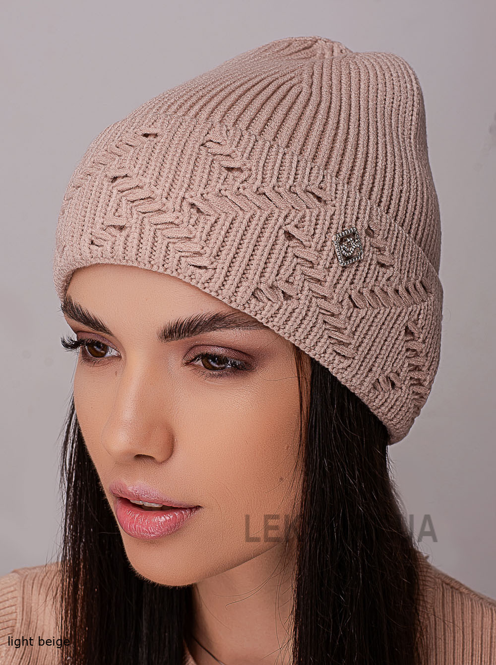 Women's cap with a turn-up Kapri