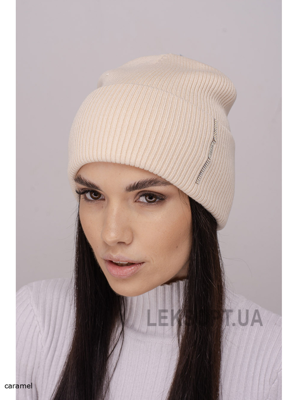 Women's cap with a lapel Daliya