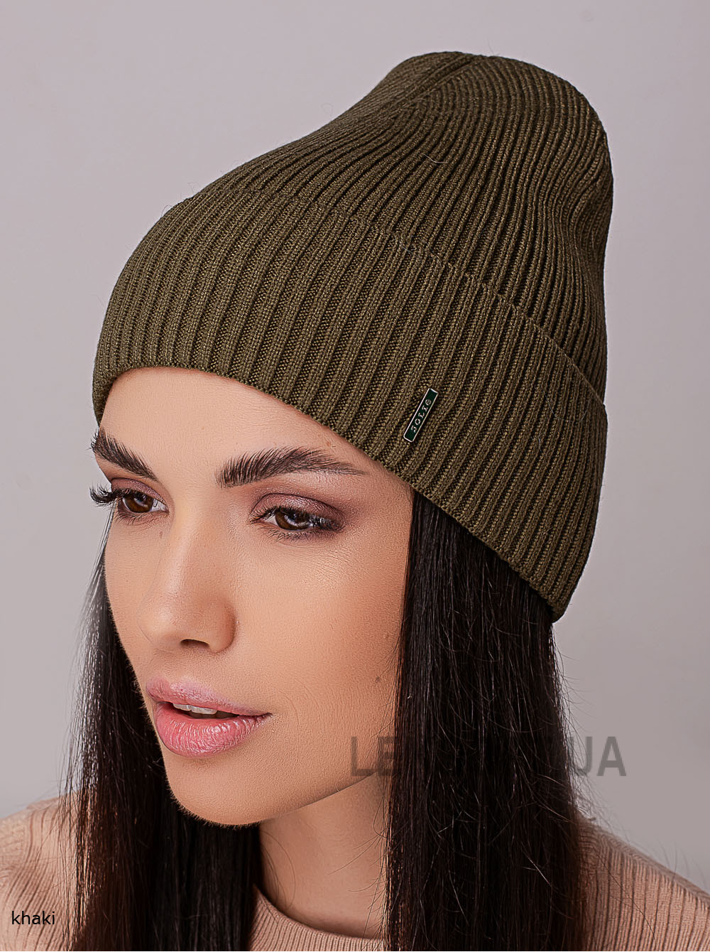 Women's cap with a turn-up Kvest