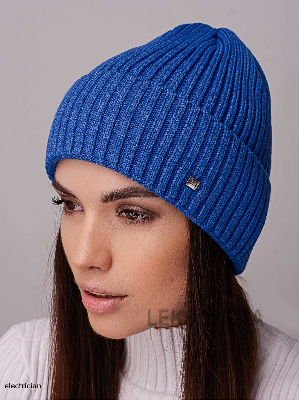 Women's cap Kovel'