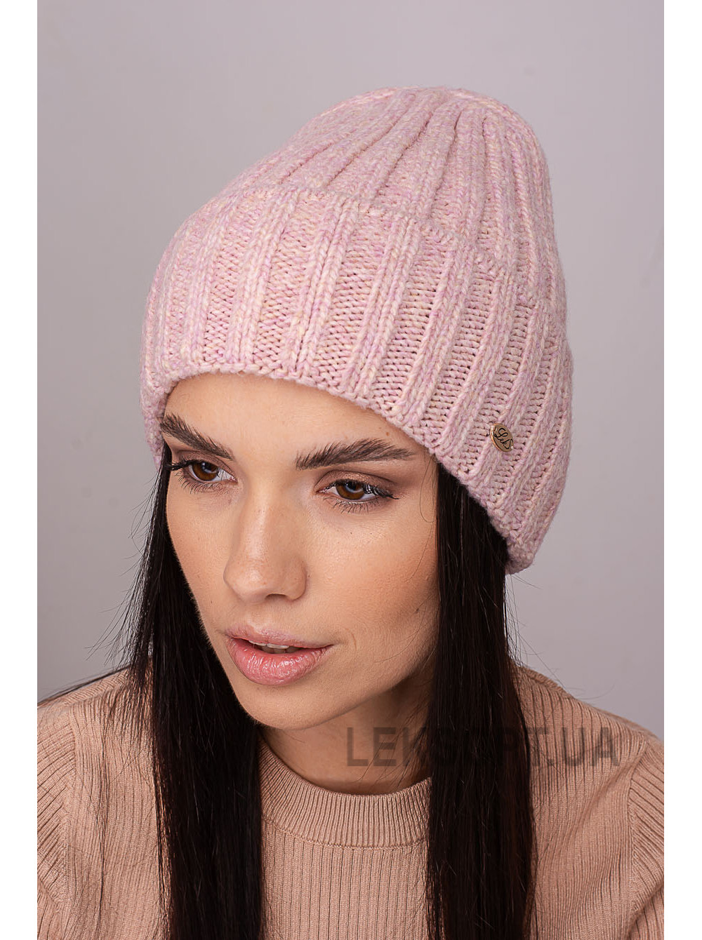 Women's cap with a turn-up Kupava