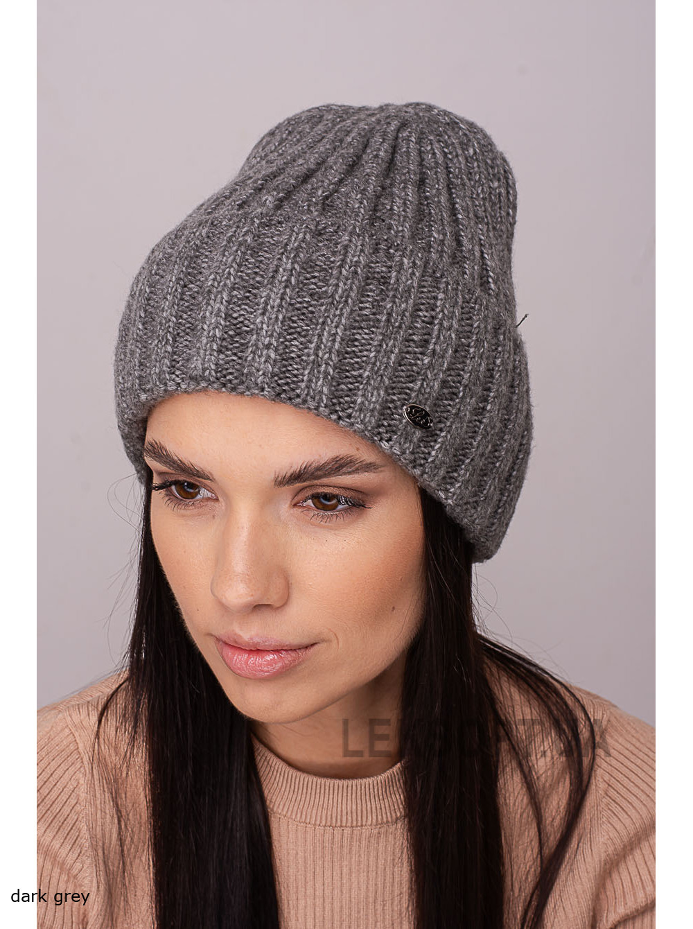 Women's cap with a turn-up Kupava