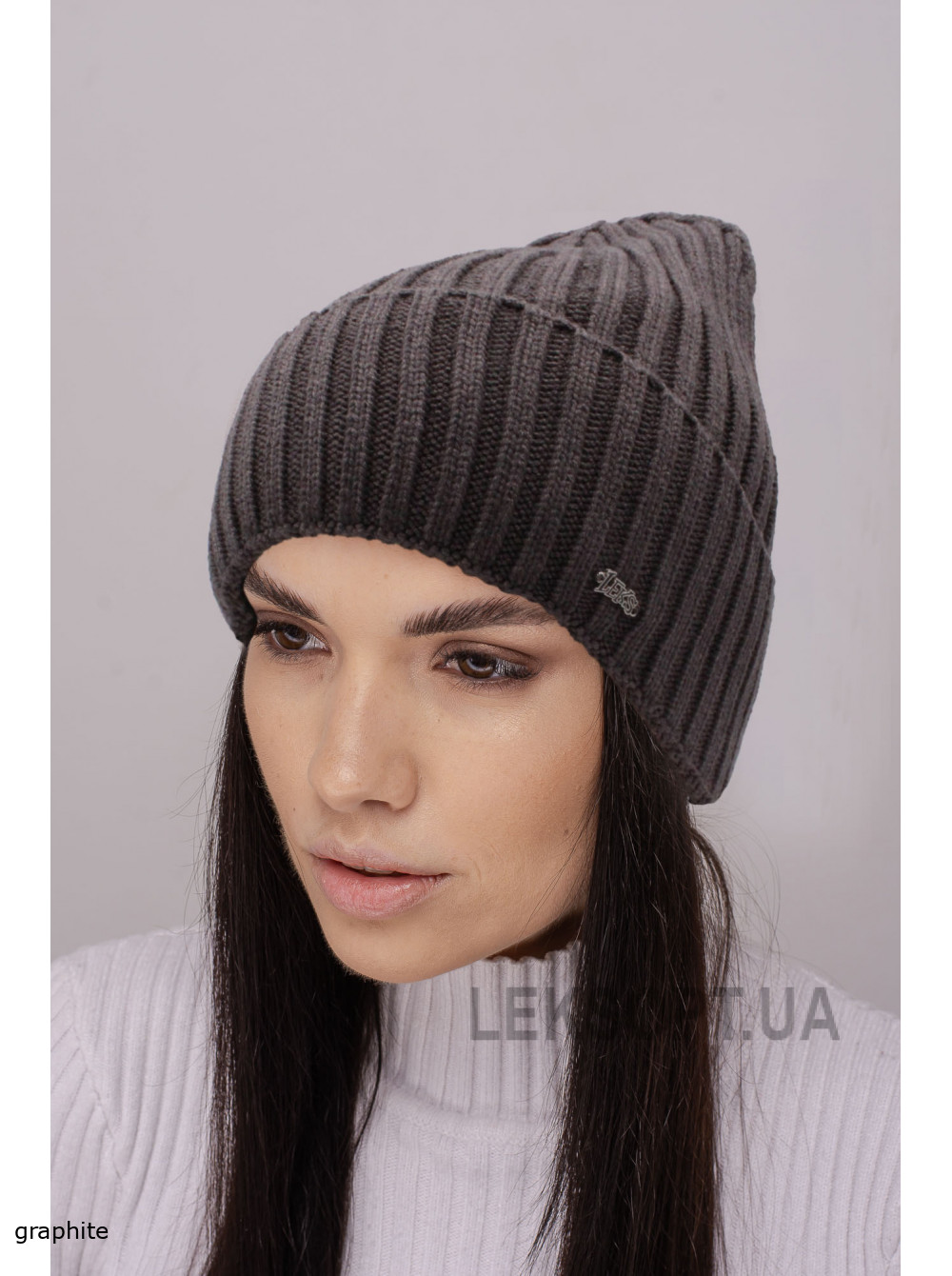 Women's cap with a lapel Mango