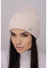 Women's cap with a lapel "Mango"