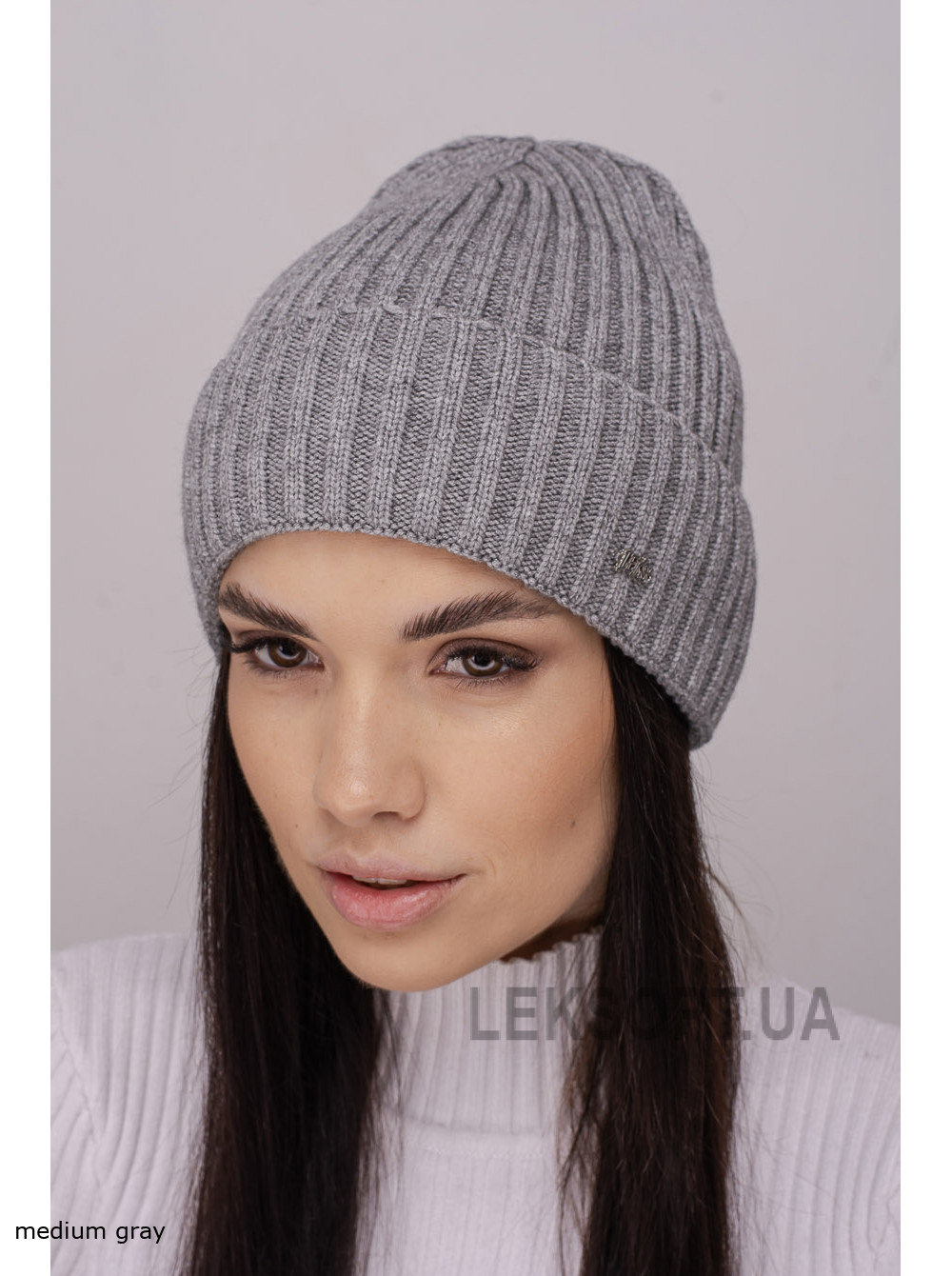 Women's cap with a lapel Mango