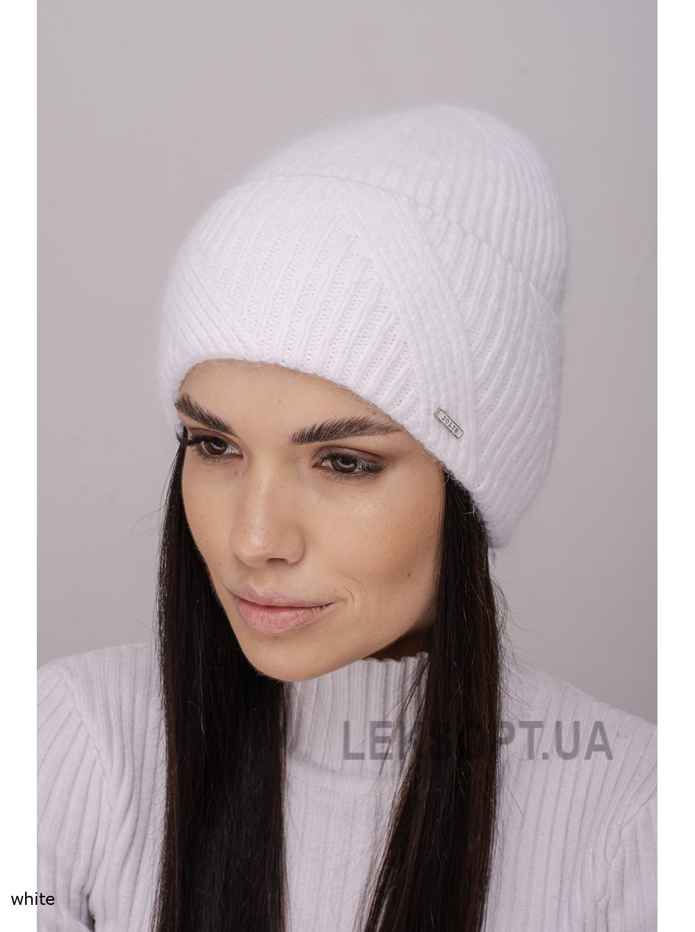 Women's cap with a lapel Matrica