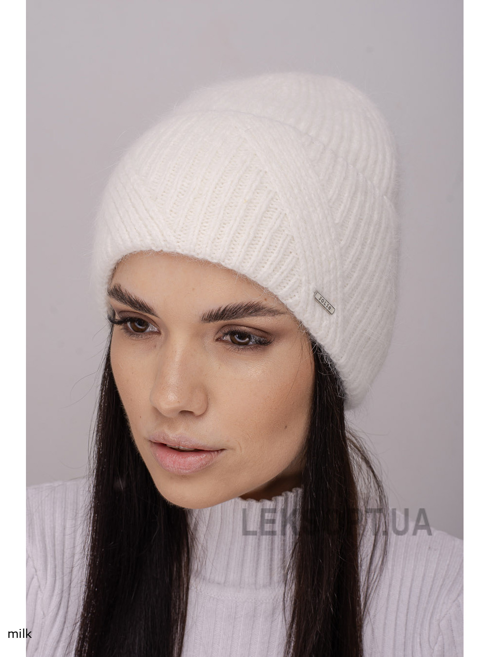 Women's cap with a lapel Matrica