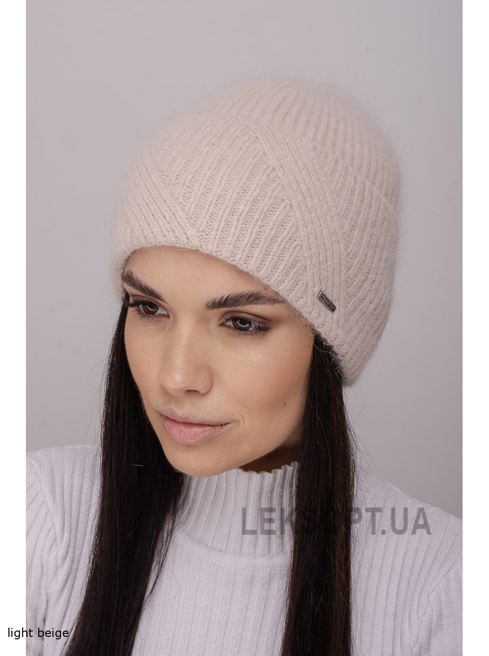 Women's cap with a lapel Matrica