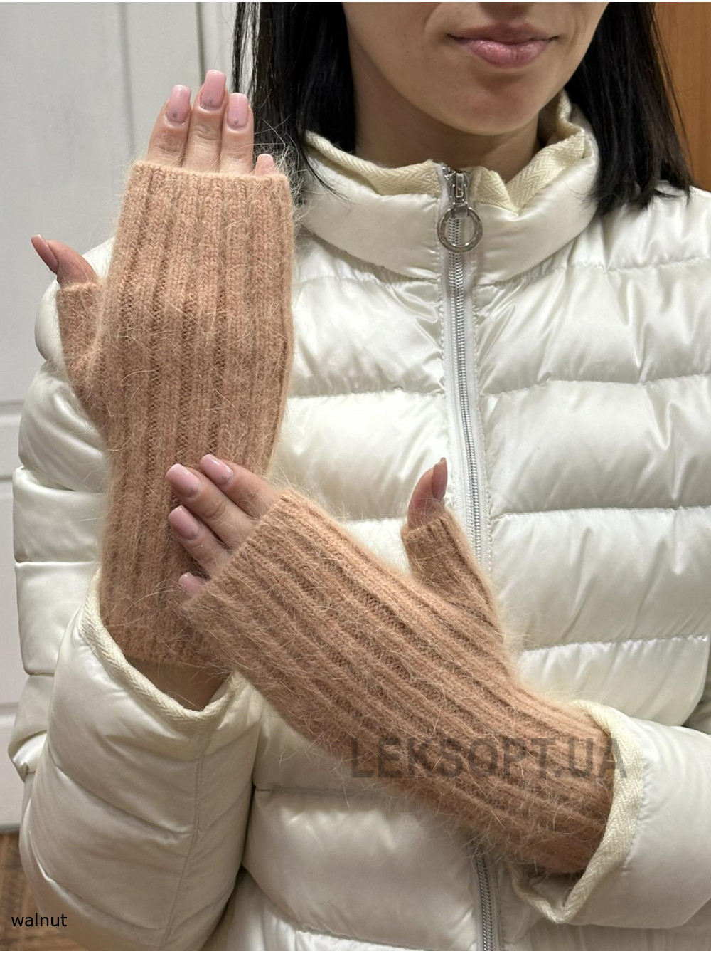Women's gloves Mitenki