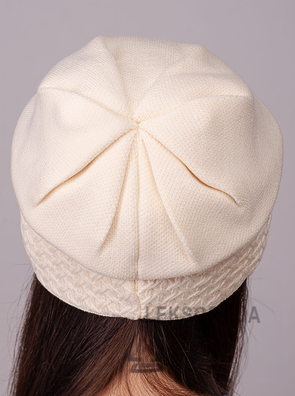 Women's cap Poeziya