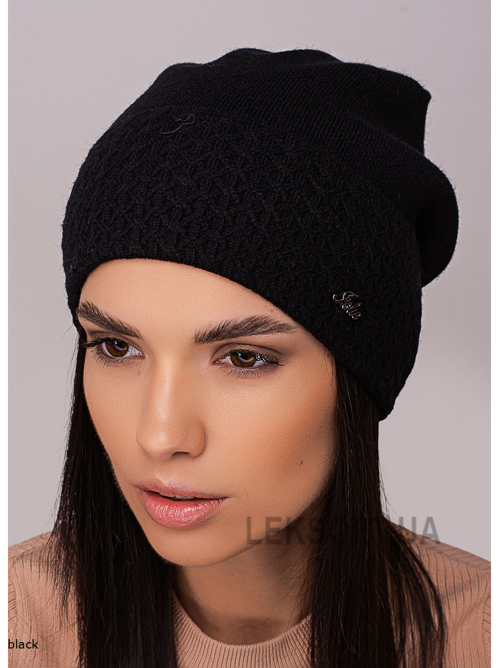Women's cap with a turn-up Poeziya