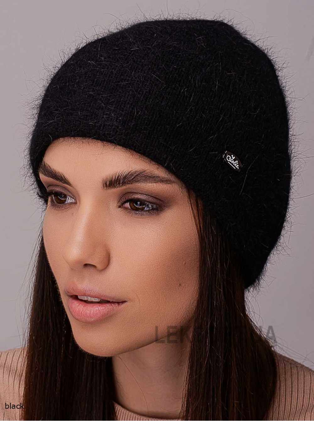 Women's cap Skarlet