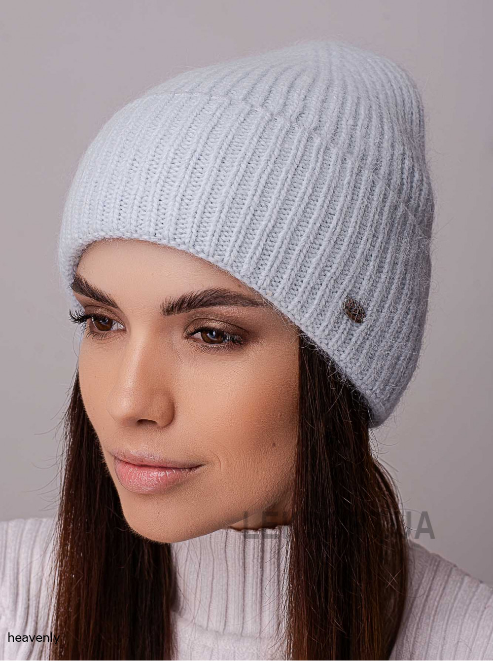 Women's cap Tryufel'