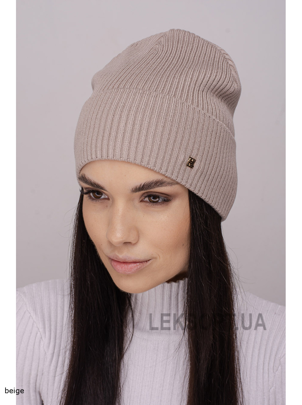 Women's cap with a lapel Feniks