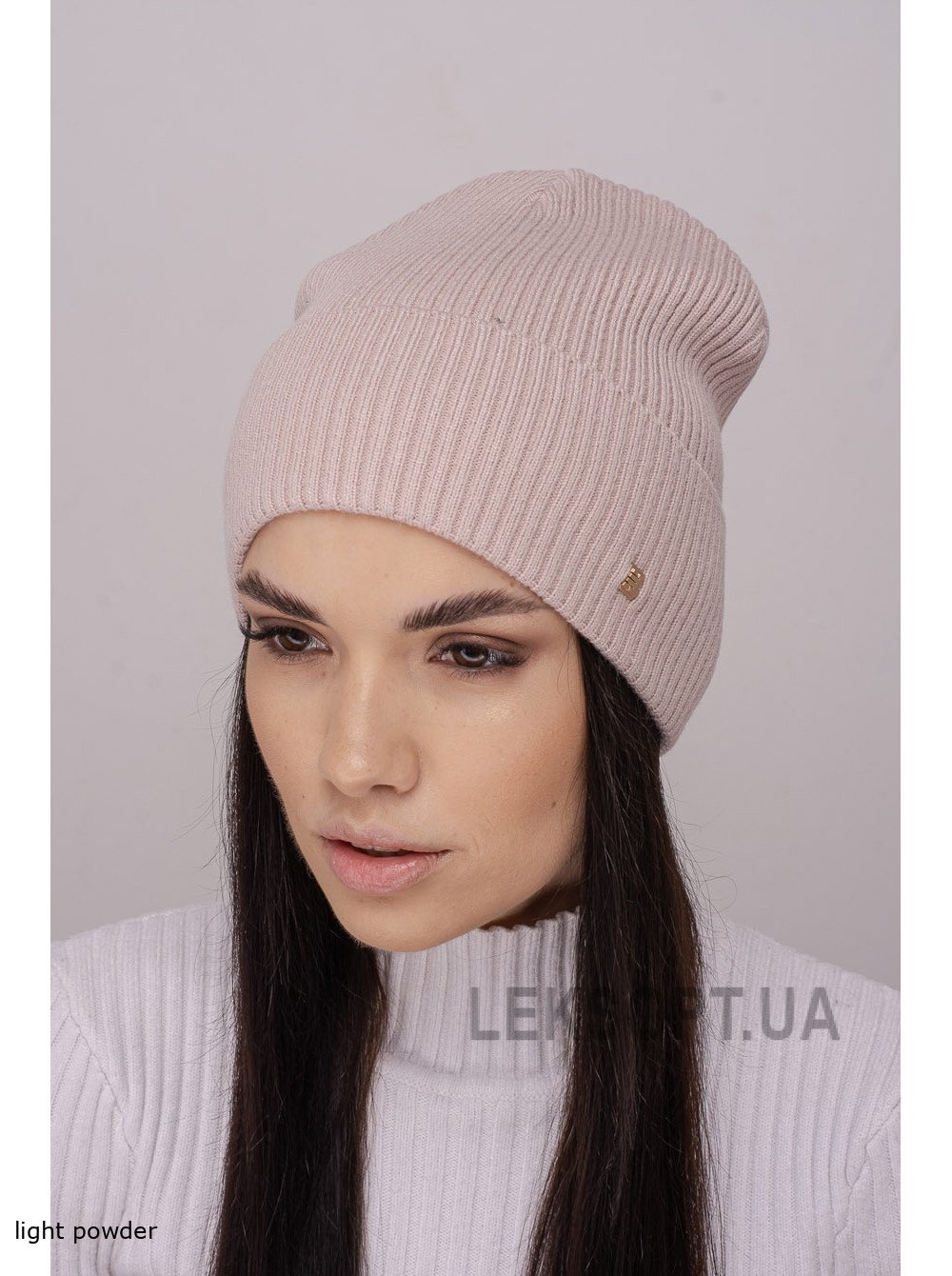 Women's cap with a lapel Feniks