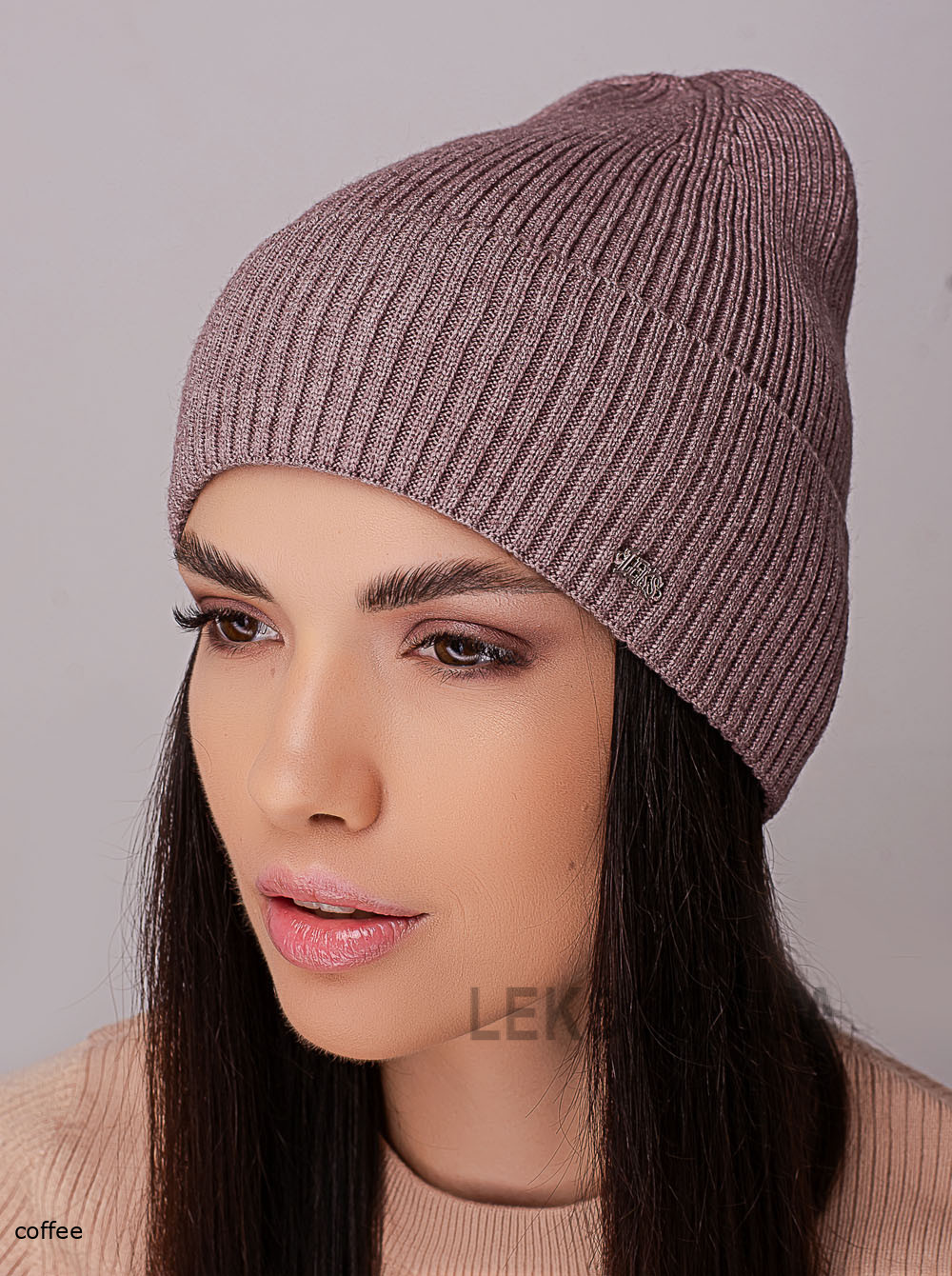 Women's cap with a turn-up Fortuna