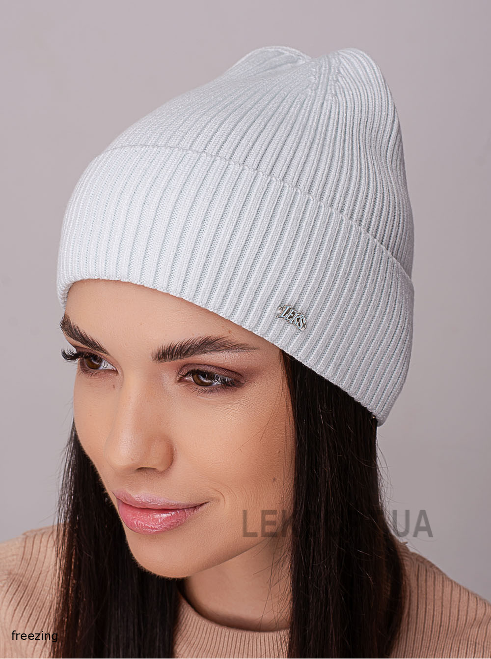 Women's cap with a turn-up Fortuna