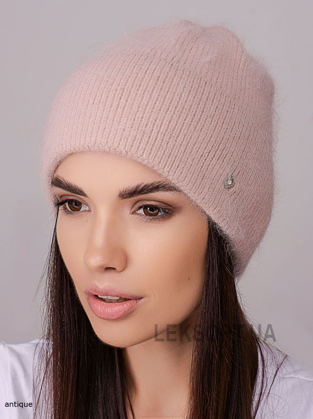 Women's cap with a turn-up Fidzhi