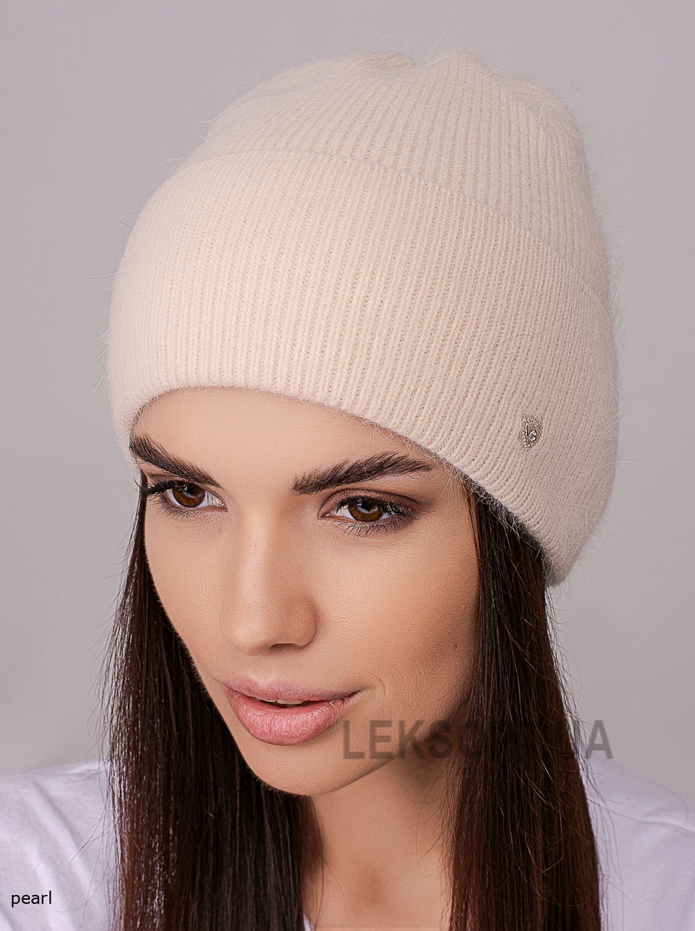 Women's cap with a turn-up Fidzhi