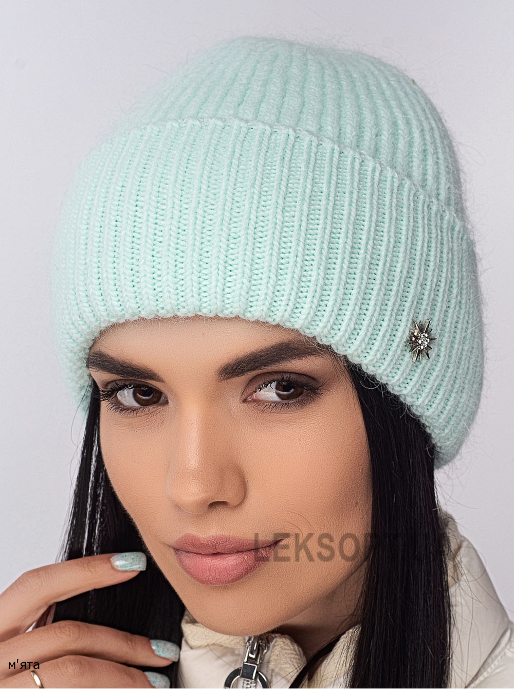 Придбати Жіноча шапка-ковпак з відворотом Альбiна Жіноча шапка-ковпак з відворотом Альбiна