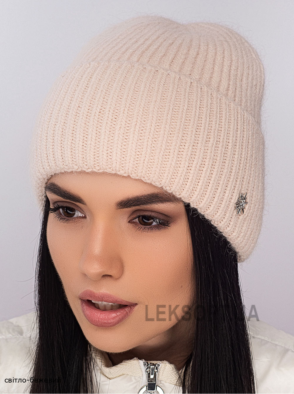 Придбати Жіноча шапка-ковпак з відворотом Альбiна Жіноча шапка-ковпак з відворотом Альбiна