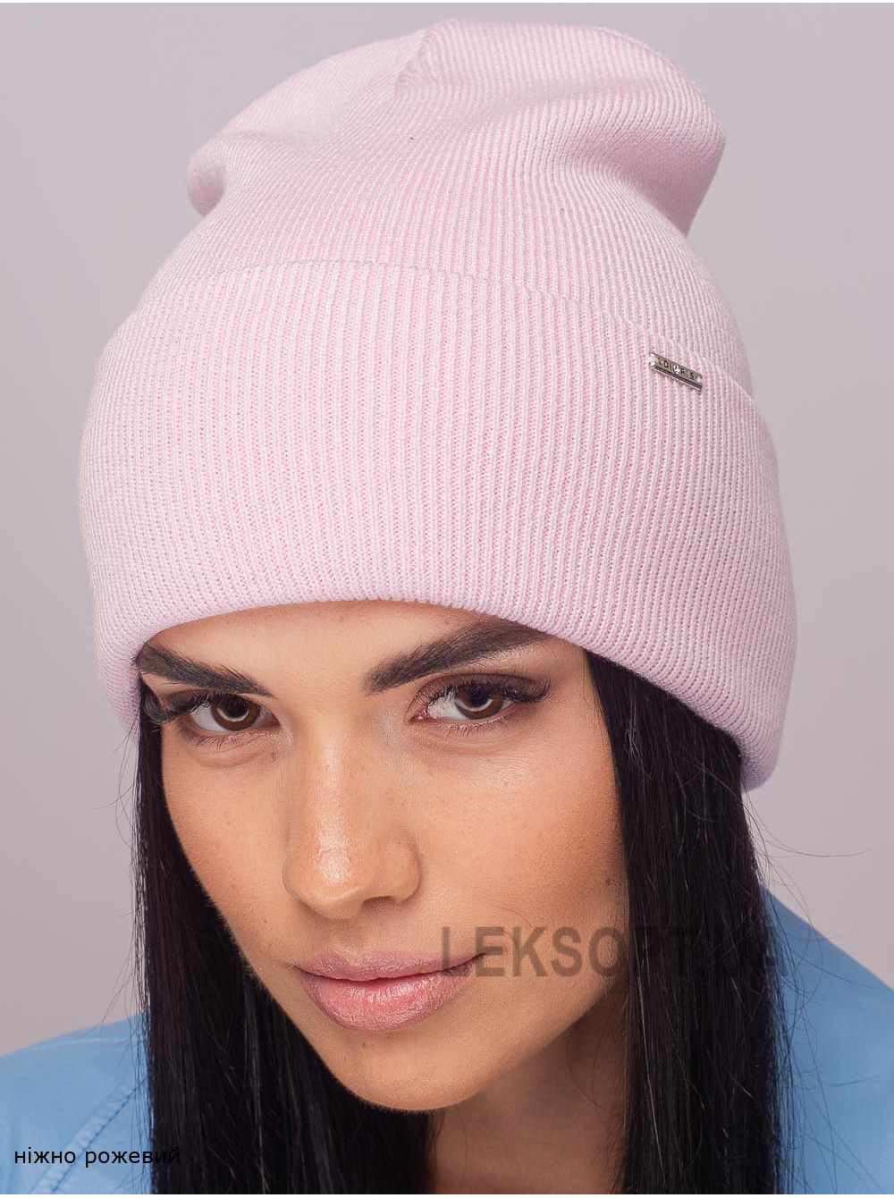 Жіноча шапка-ковпак з відворотом домiно