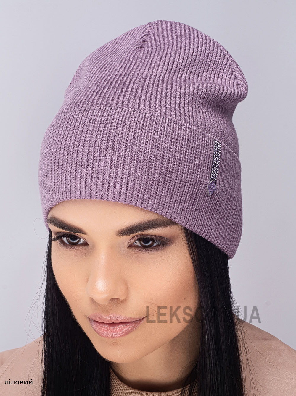 Придбати Жіноча шапка-ковпак з відворотом Красота Жіноча шапка-ковпак з відворотом Красота