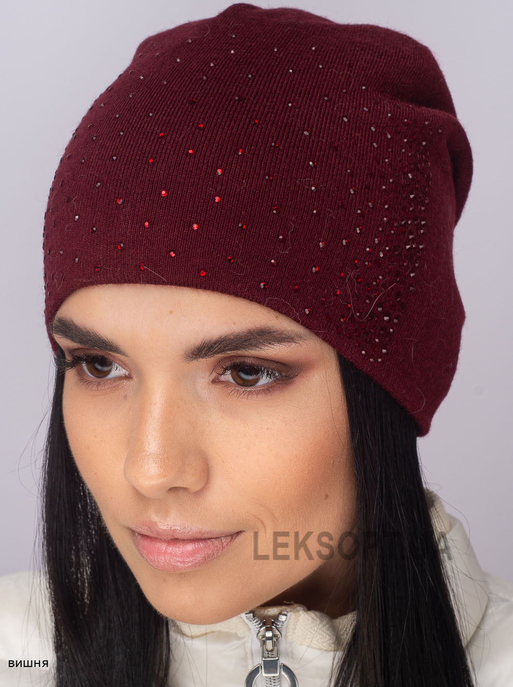 Придбати Жіноча шапка-ковпак зі стразами Ладья Жіноча шапка-ковпак зі стразами Ладья