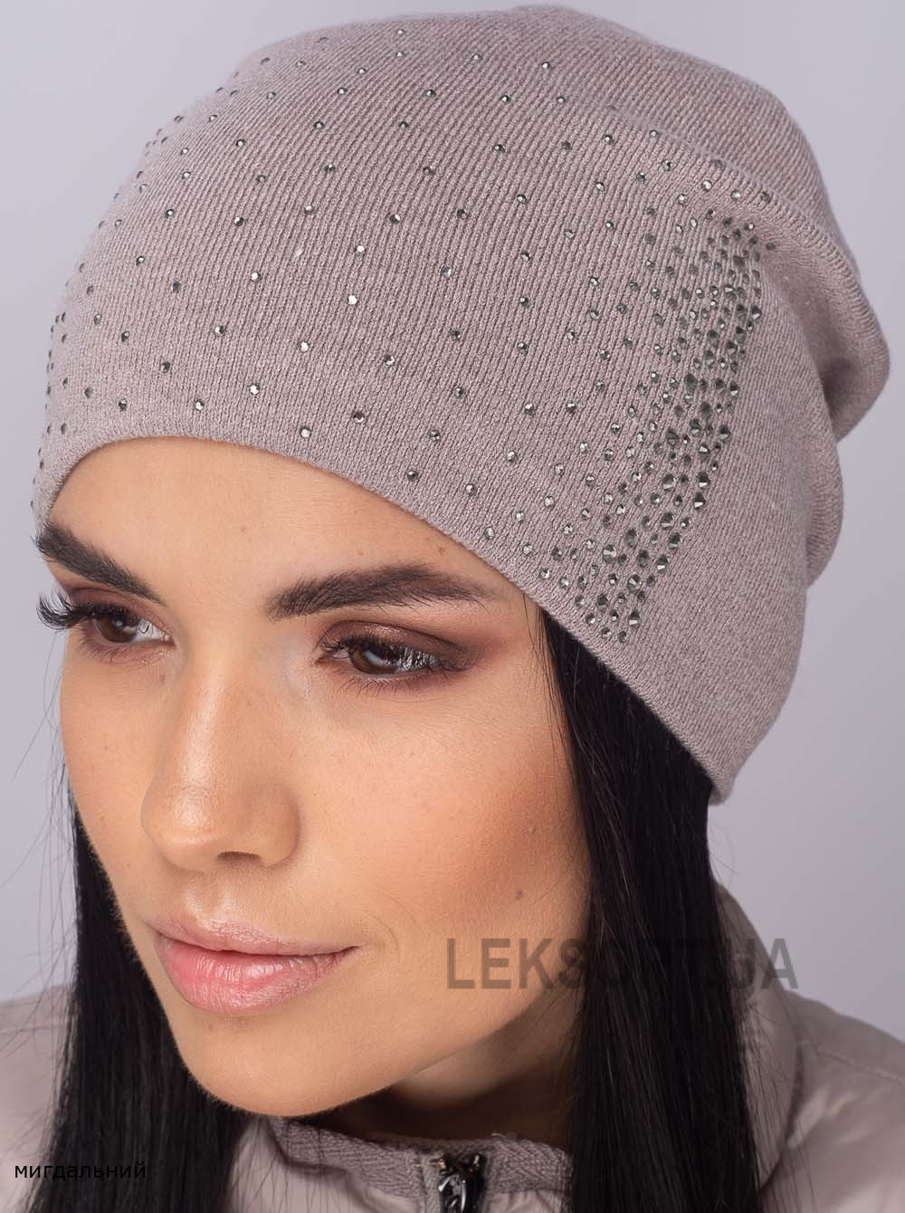 Придбати Жіноча шапка-ковпак зі стразами Ладья Жіноча шапка-ковпак зі стразами Ладья