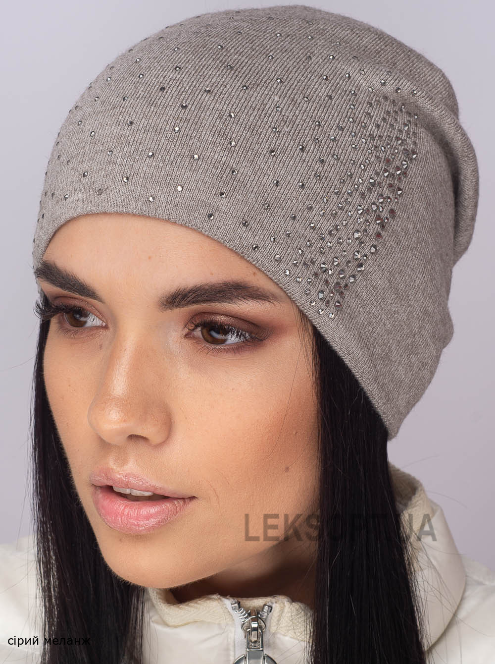 Придбати Жіноча шапка-ковпак зі стразами Ладья Жіноча шапка-ковпак зі стразами Ладья