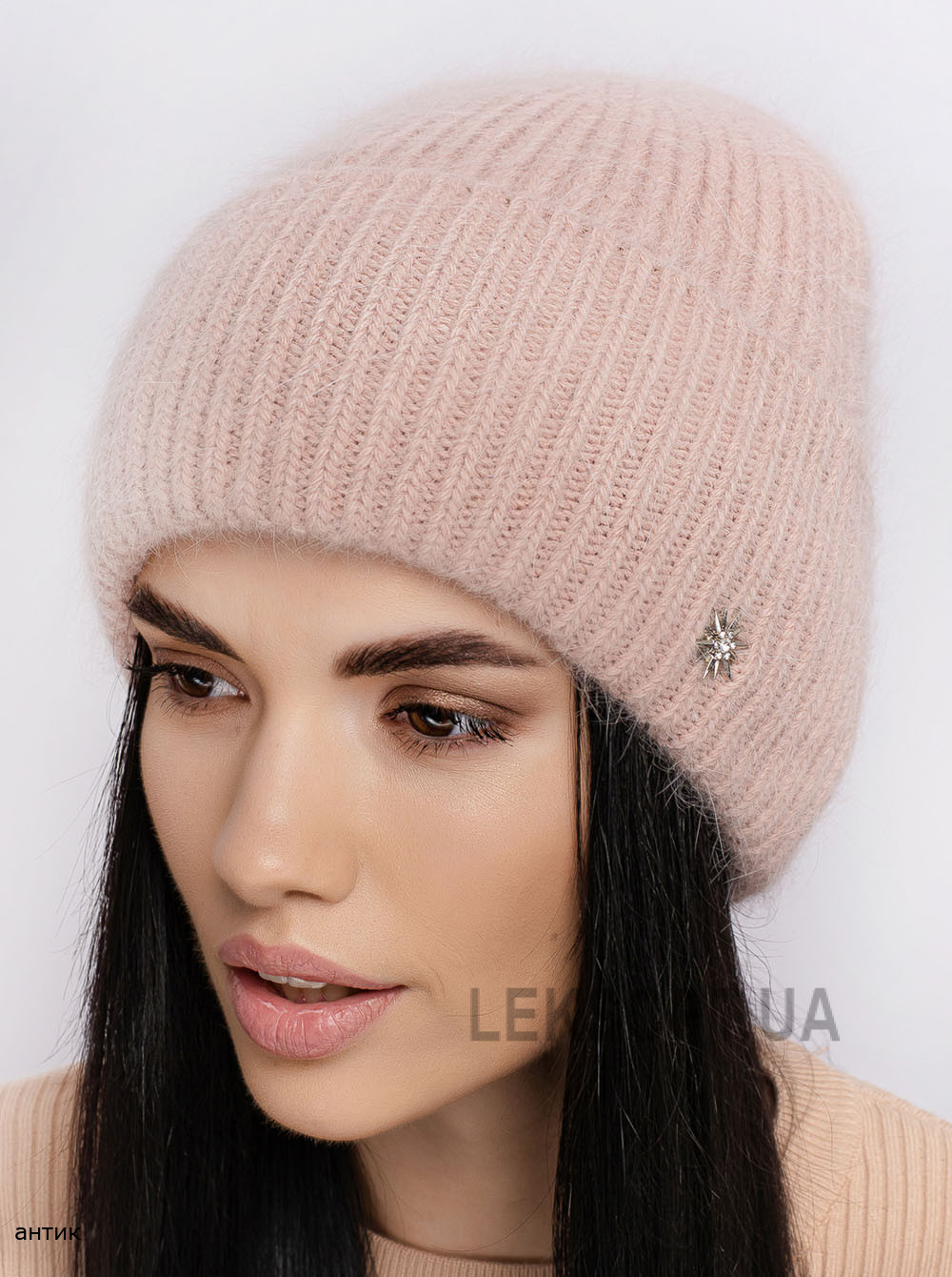 Придбати Жіноча шапка-ковпак з відворотом Альбiна Жіноча шапка-ковпак з відворотом Альбiна