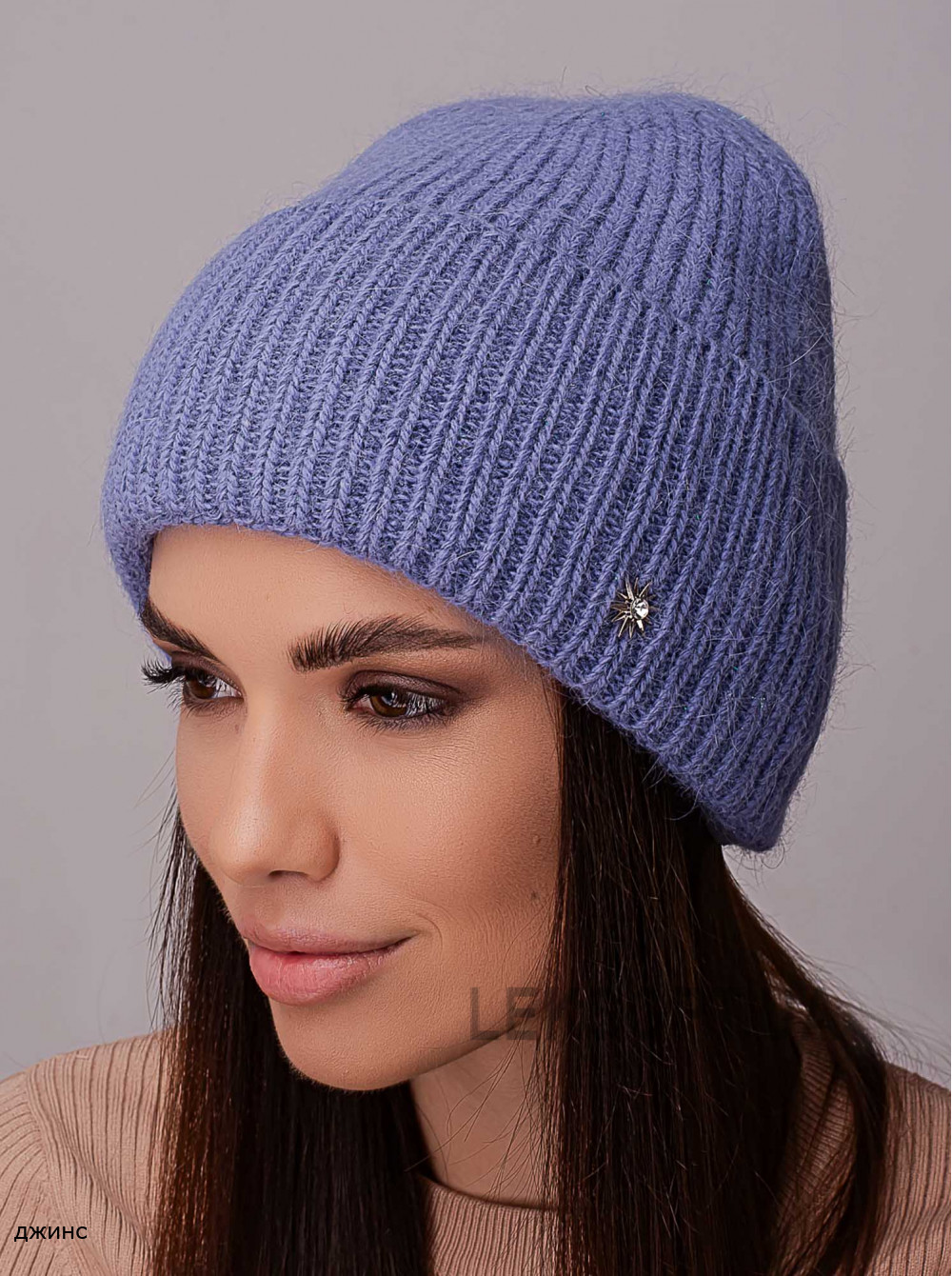 Придбати Жіноча шапка-ковпак з відворотом Альбiна Жіноча шапка-ковпак з відворотом Альбiна