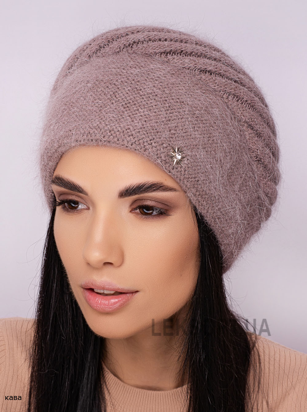 Придбати Жіноча шапка Кристина Жіноча шапка Кристина