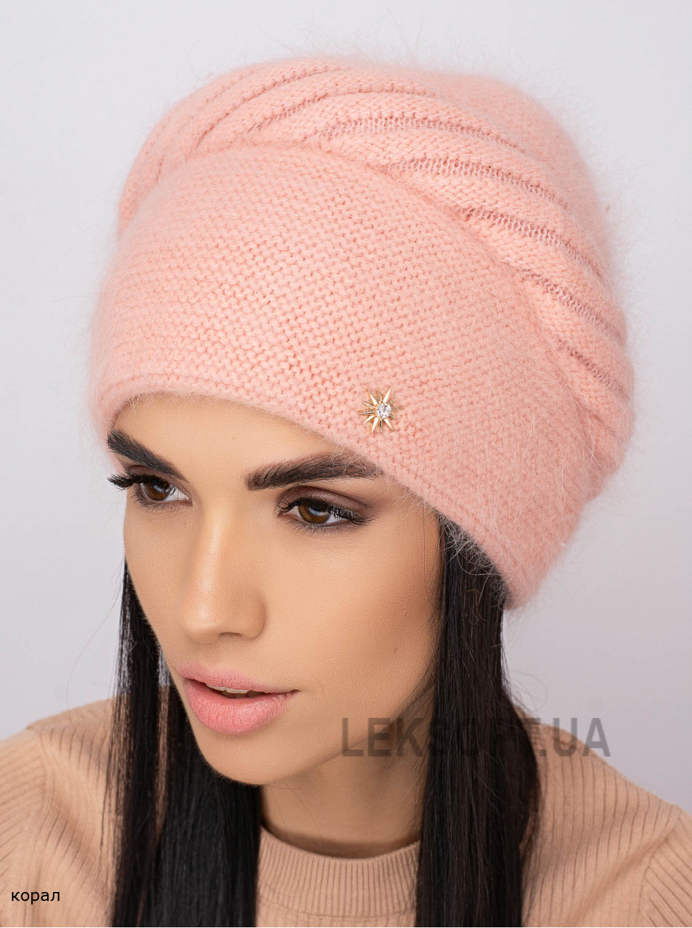 Придбати Жіноча шапка Кристина Жіноча шапка Кристина
