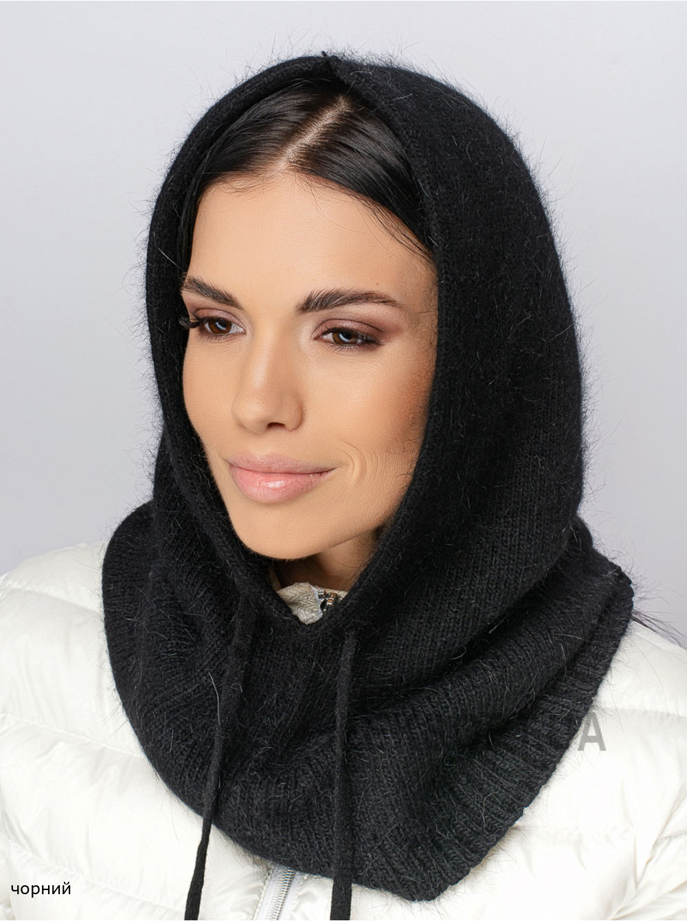 Придбати Жіночий капор Сандра Жіночий капор Сандра