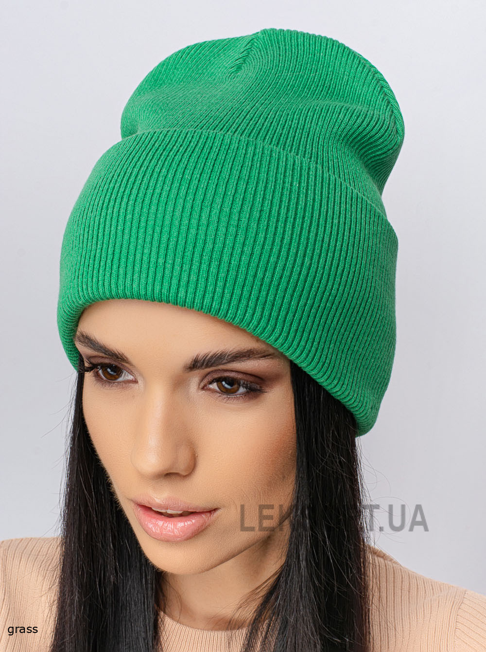 Women's cap Shved