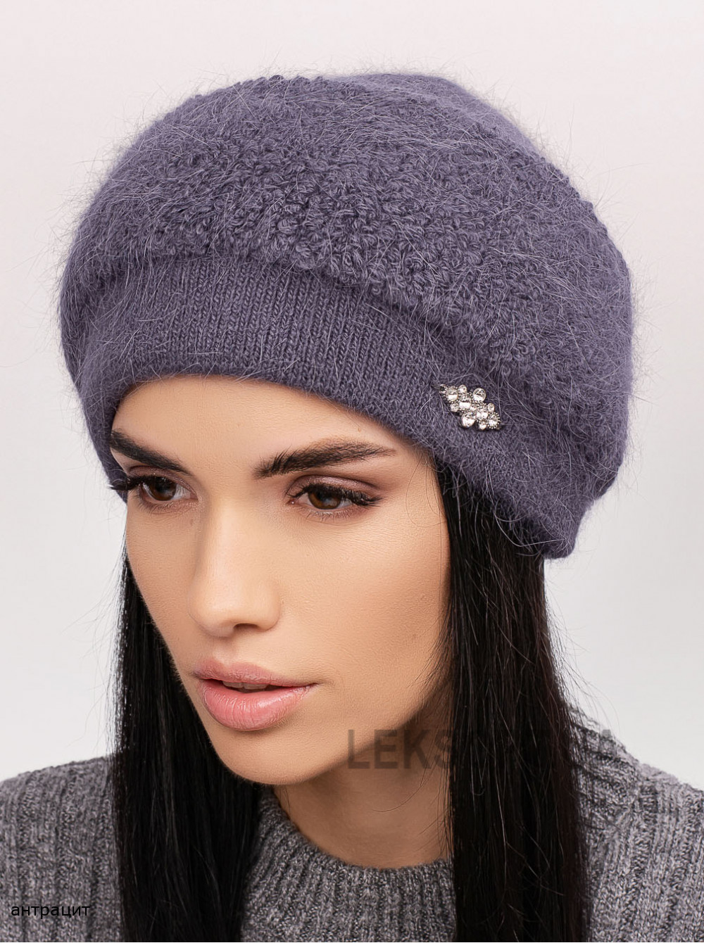 Придбати Жіноча шапка Ялина Жіноча шапка Ялина