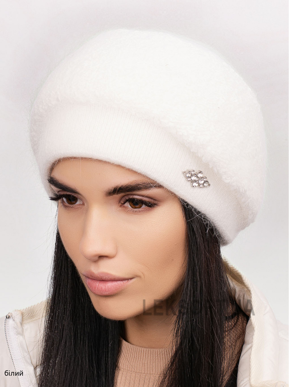 Придбати Жіноча шапка Ялина Жіноча шапка Ялина