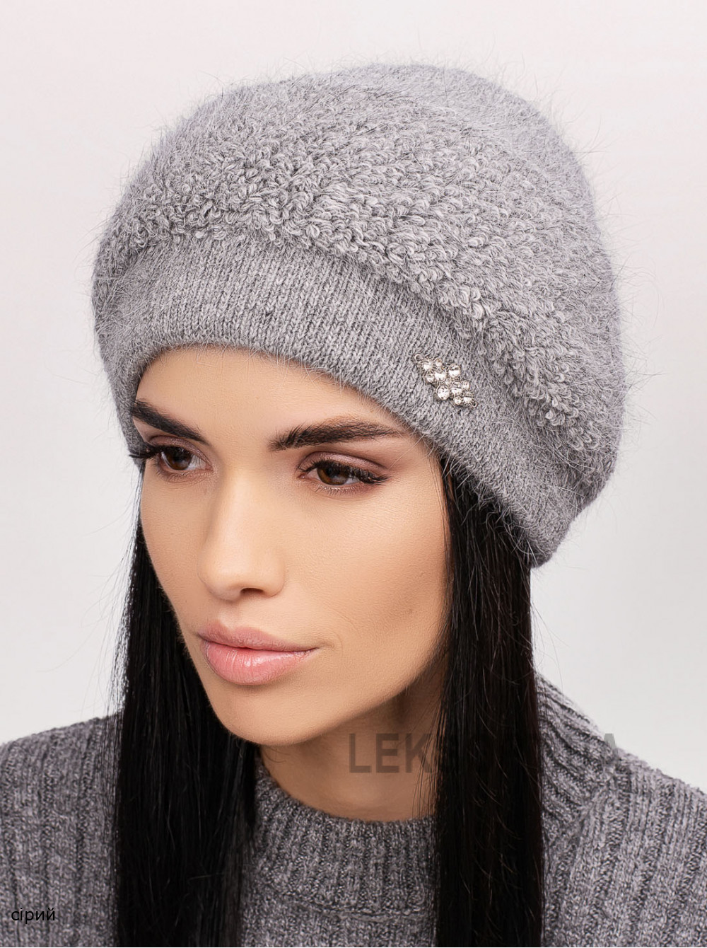 Придбати Жіноча шапка Ялина Жіноча шапка Ялина