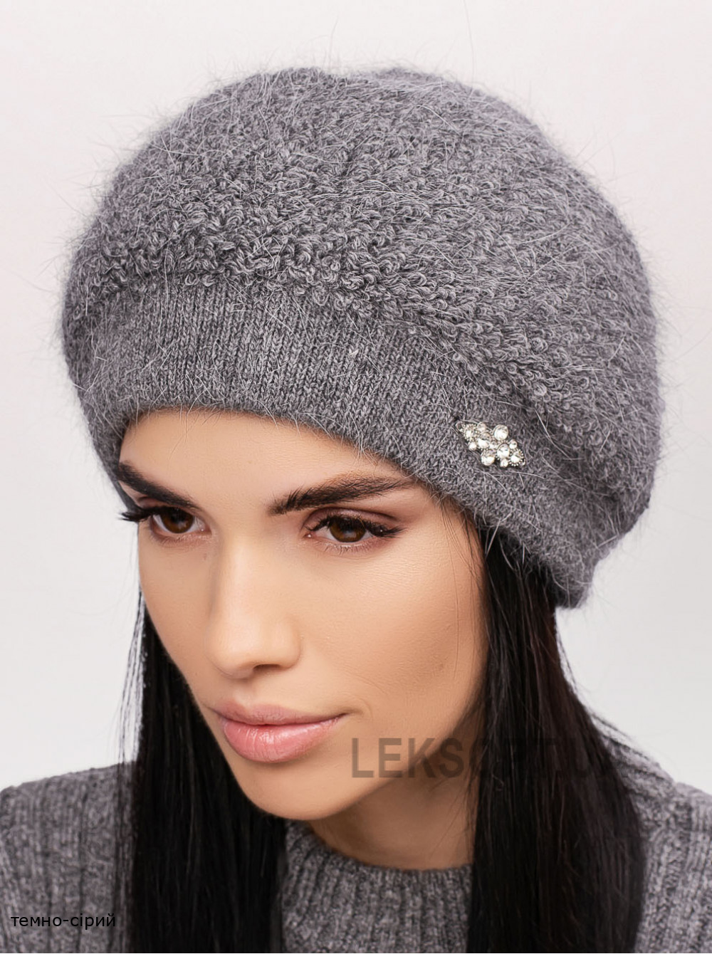 Придбати Жіноча шапка Ялина Жіноча шапка Ялина