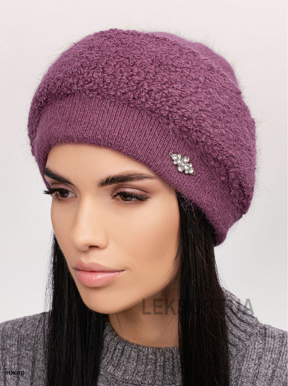 Придбати Жіноча шапка Ялина Жіноча шапка Ялина