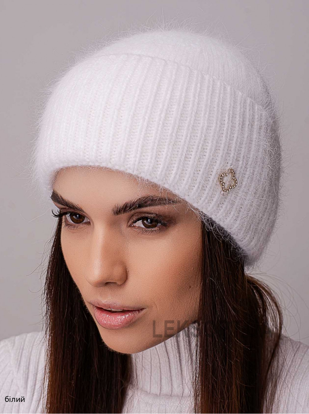Придбати Жіноча шапка з відворотом Буковина Жіноча шапка з відворотом Буковина