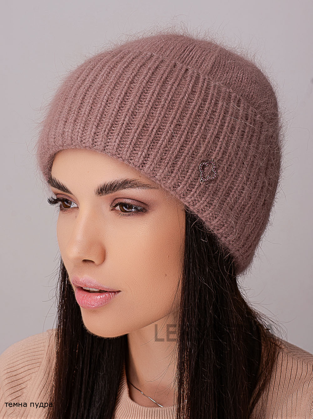 Придбати Жіноча шапка з відворотом Буковина Жіноча шапка з відворотом Буковина