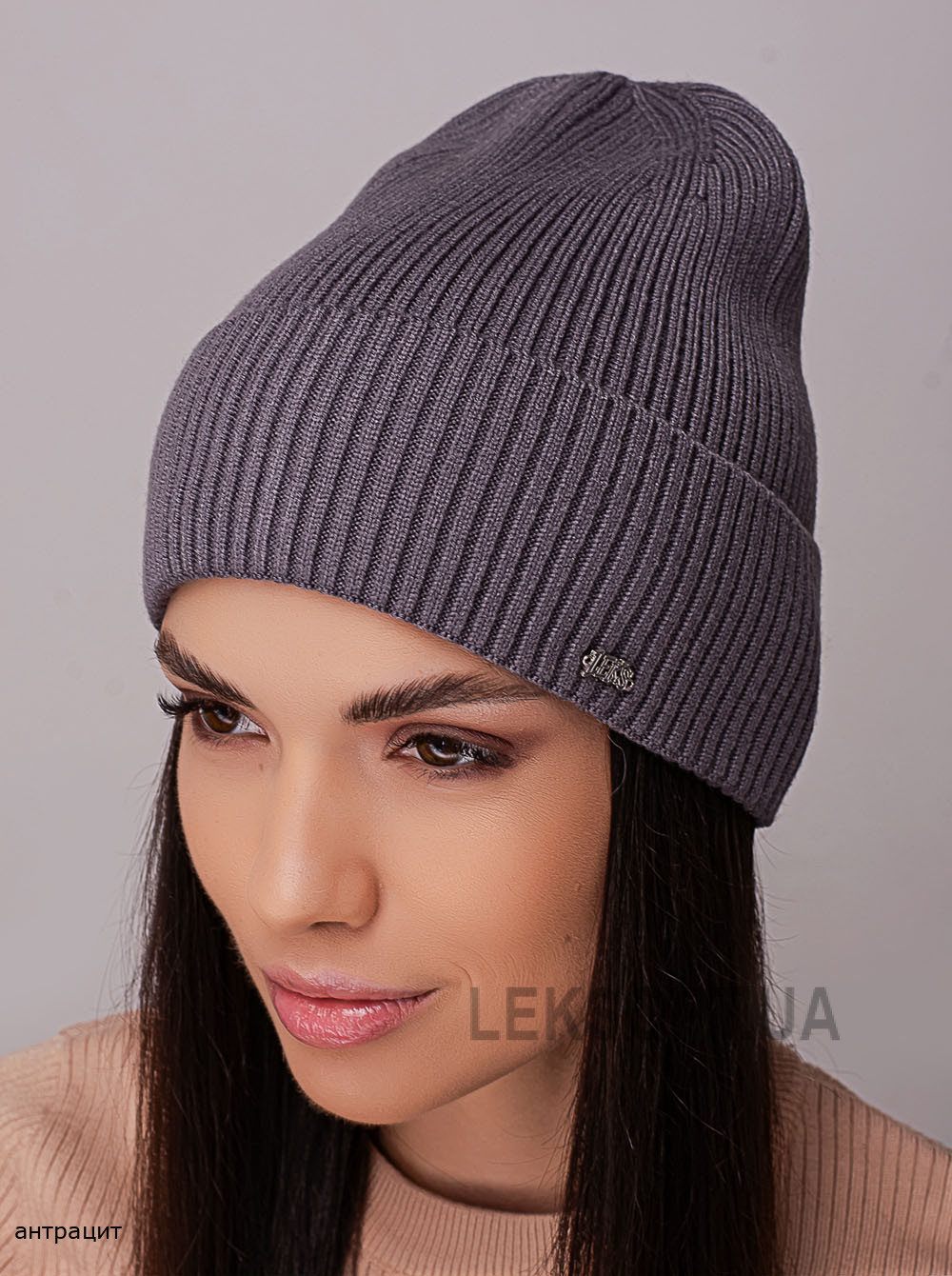 Придбати Жіноча шапка-ковпак з відворотом Фортуна Жіноча шапка-ковпак з відворотом Фортуна