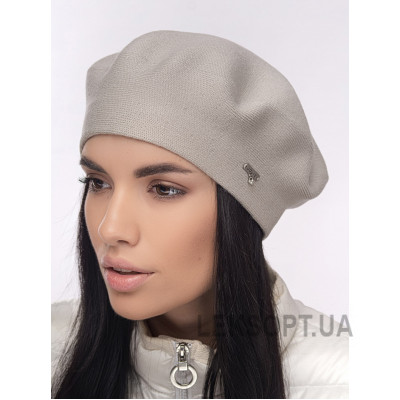 светлая фисташка