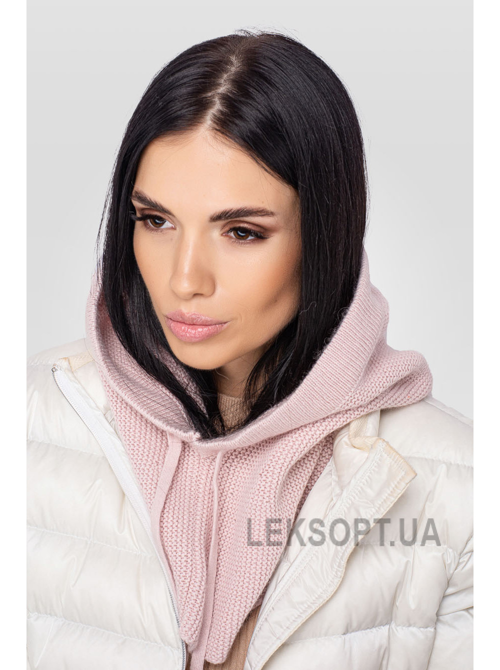 Женский капор Изабель